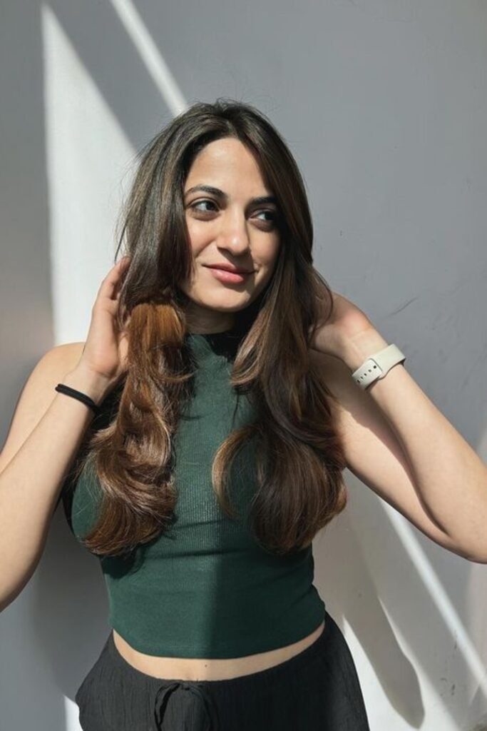 Golden brown hair color for Indian skin tone